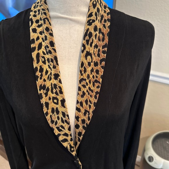 Women’s Fiore Single Button Jacket Size Large - Picture 2 of 3